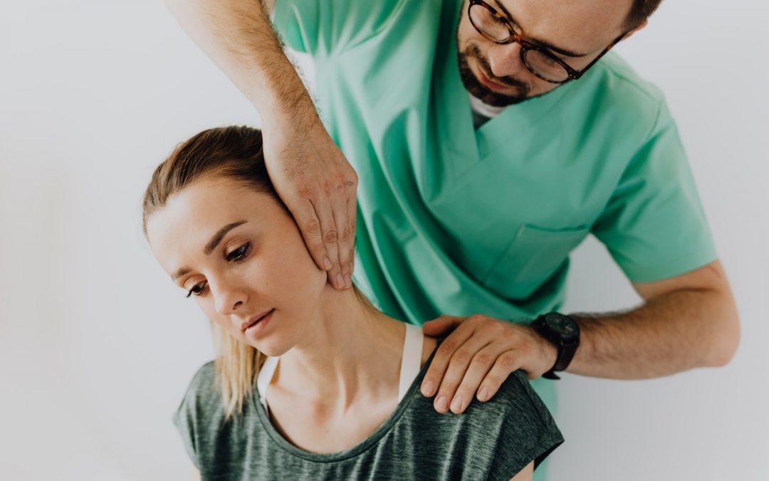Neck Pain from TEXT NECK how our Geelong Chiropractor can help – Shannon  Avenue Chiropractic